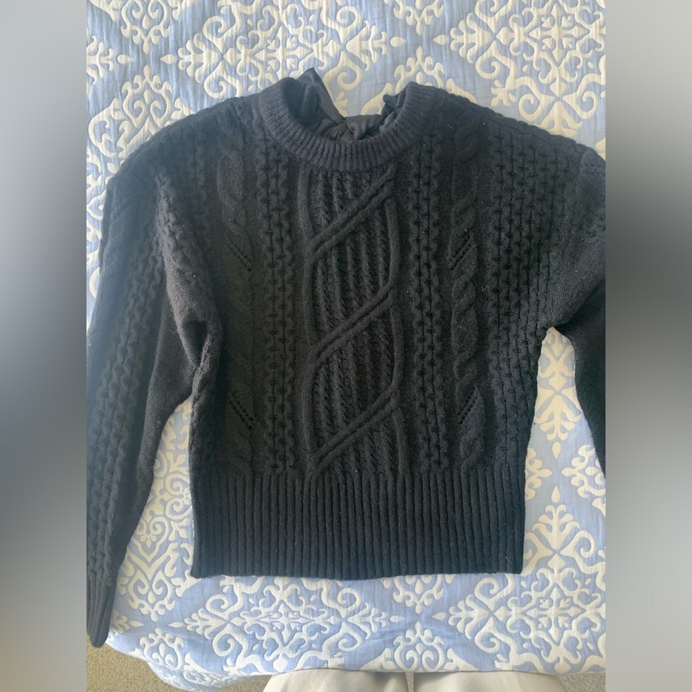 Express sweater with bow